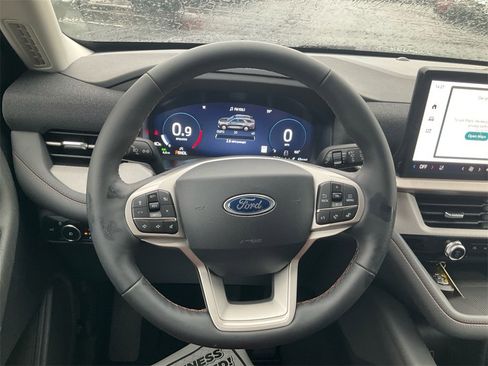 New 2026 Ford Explorer Active w/ Active Comfort Package image 21