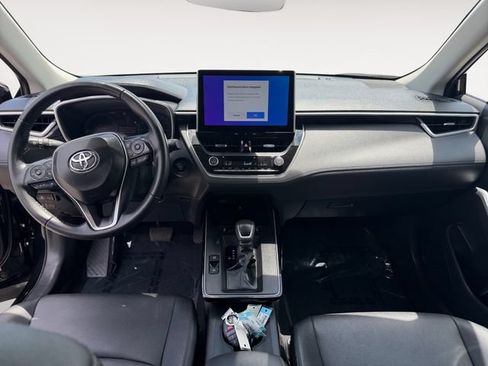 Certified 2026 Toyota Corolla Cross XLE FWD image 10