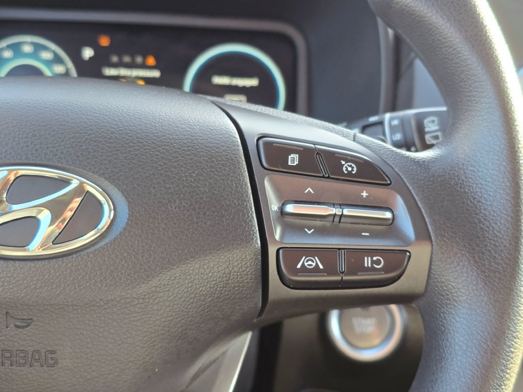 Used 2023 Hyundai Kona SE FWD image 24
