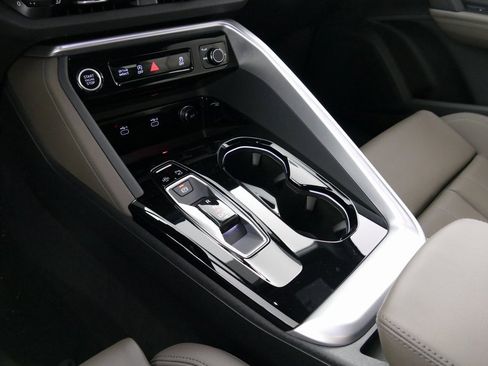 New 2025 Audi Q5 Premium Plus image 21