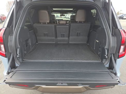 Used 2025 Ford Expedition Max King Ranch AWD/4WD image 33