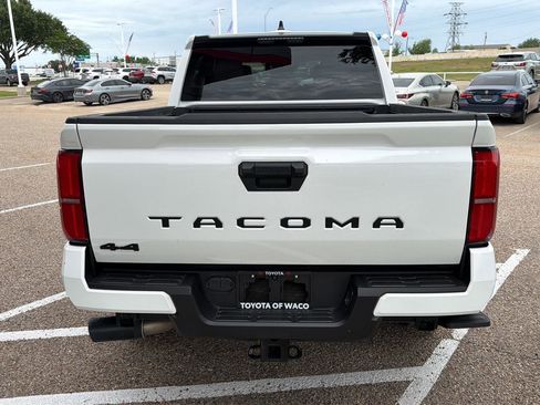 Used 2024 Toyota Tacoma SR5 image 4