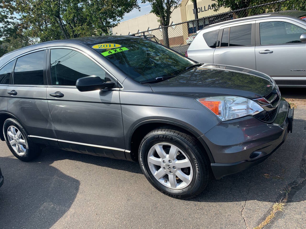 Used 2011 Honda CR-V SE image 1