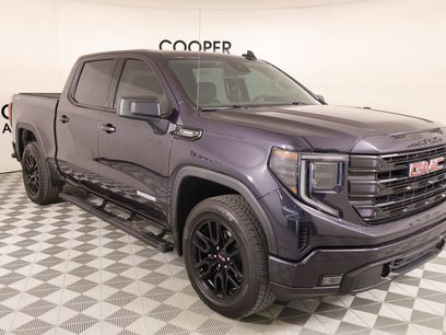 Used 2025 GMC Sierra 1500 Elevation