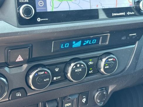 Used 2023 Toyota Tacoma TRD Off-Road w/ Advanced Technology Package AWD/4WD image 24