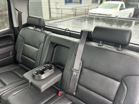 Used 2017 Chevrolet Silverado 1500 LT w/ Rally 2 Edition image 18