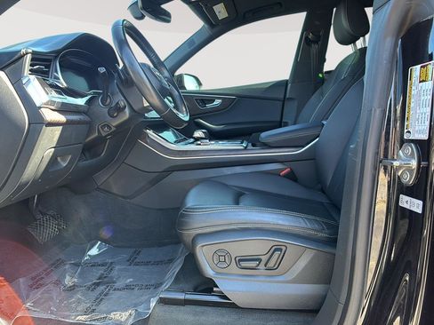 Used 2019 Audi Q8 Prestige w/ Adaptive Chassis Package image 19