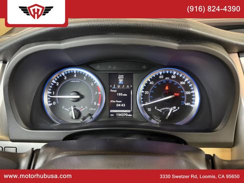 Used 2015 Toyota Highlander XLE AWD/4WD image 23