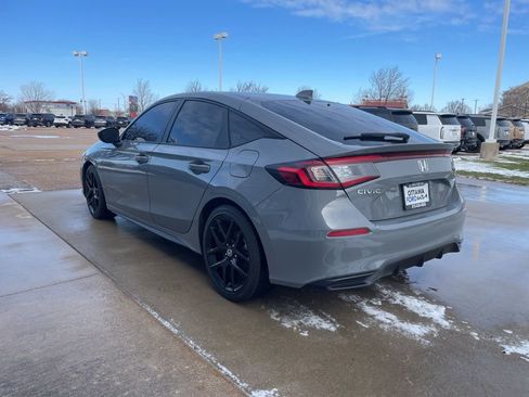 Used 2025 Honda Civic Sport image 7