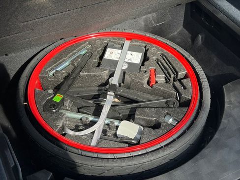 Used 2021 Porsche Cayenne S w/ Premium Package Plus image 26