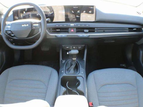 New 2025 Kia K4 GT-Line Turbo FWD image 15