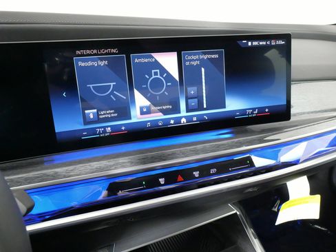 Used 2024 BMW i7 xDrive60 w/ Executive Package image 50