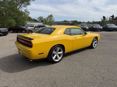 Used 2010 Dodge Challenger SRT8 w/ SRT Option Group II RWD image 6