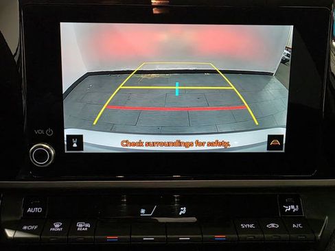 Used 2025 Toyota Camry LE w/ Convenience Package FWD image 19