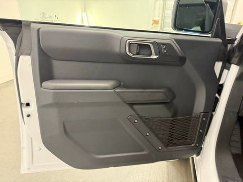 New 2025 Ford Bronco Badlands image 13