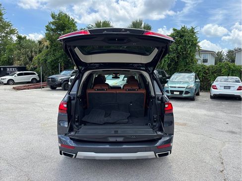 Used 2019 BMW X7 xDrive50i w/ Premium Package AWD/4WD image 56