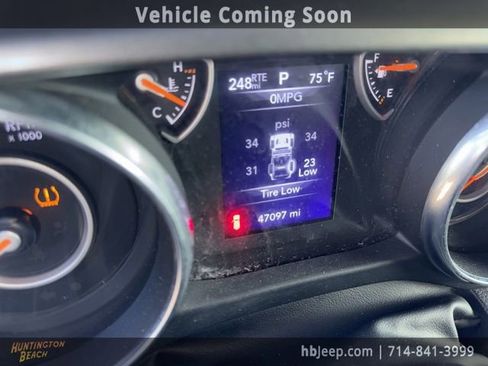 Used 2023 Jeep Wrangler Sport S image 11