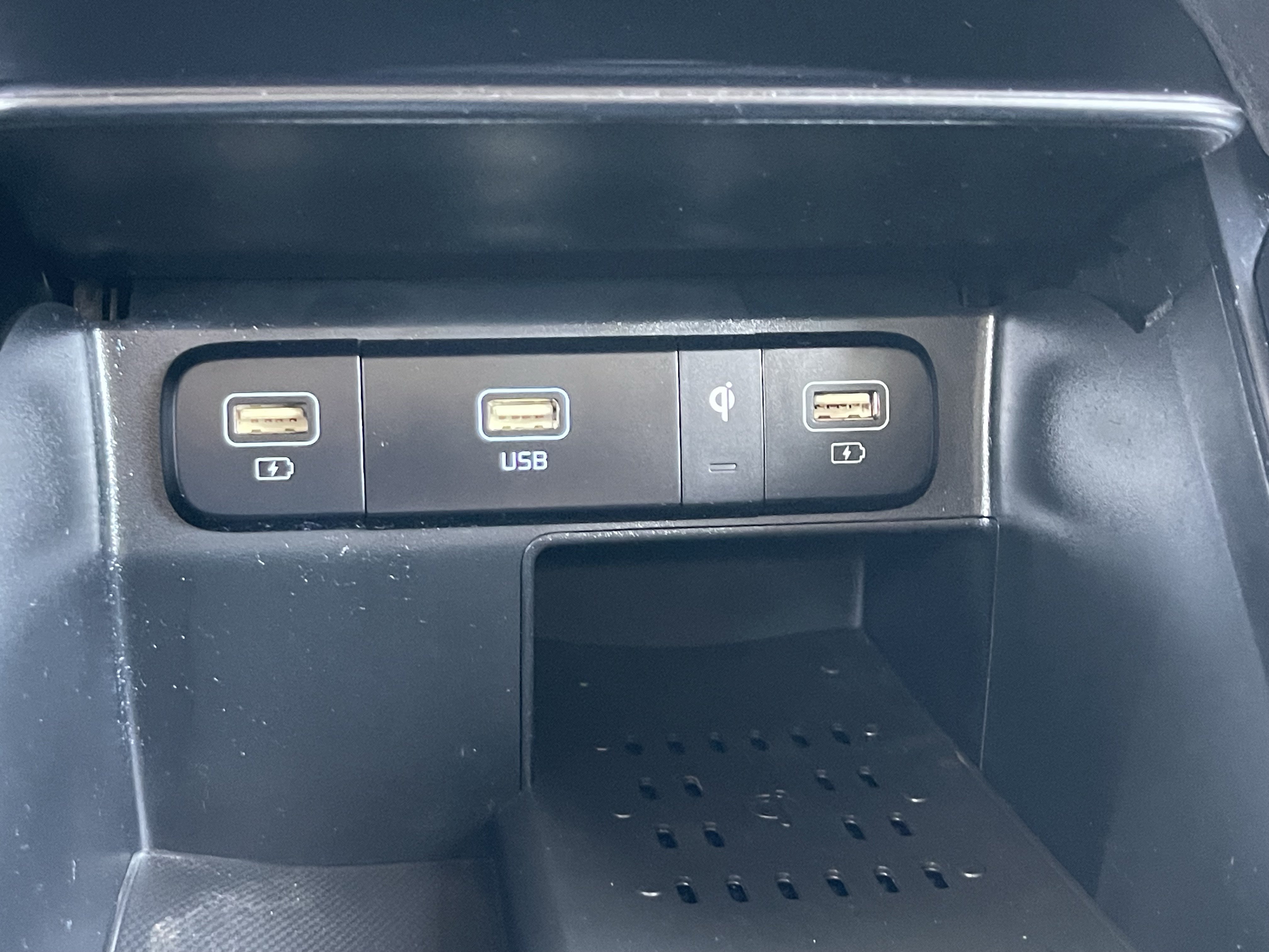 Used 2021 Kia Sorento EX FWD image 30