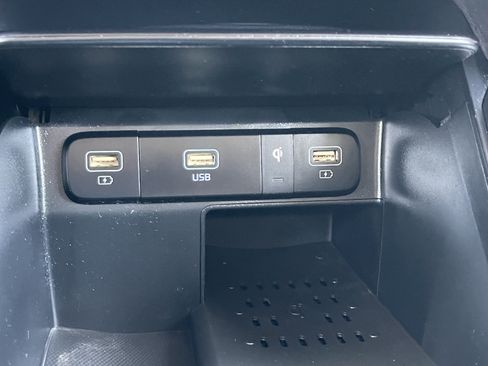 Used 2021 Kia Sorento EX FWD image 30