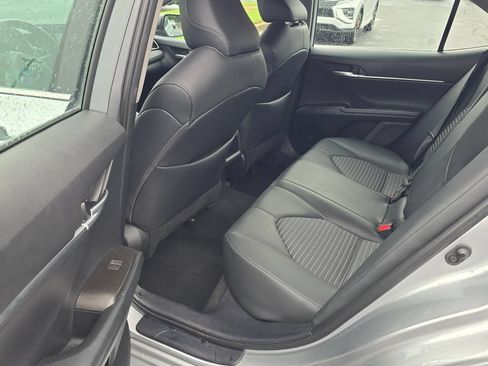 Used 2024 Toyota Camry SE FWD image 10