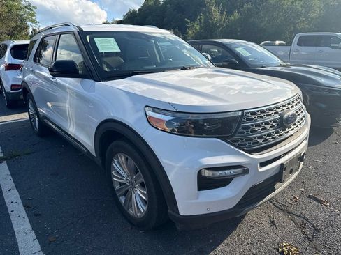 Used 2020 Ford Explorer Limited w/ Class III Trailer Tow Package AWD/4WD image 1