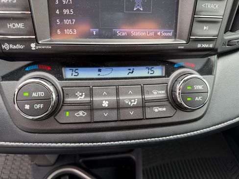 Used 2018 Toyota RAV4 XLE w/ Plus Extra Value Package image 25