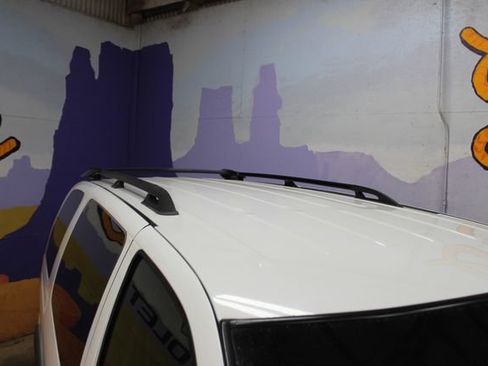 Used 2005 Pontiac Montana SV6 FWD image 5