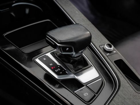 Used 2023 Audi A4 2.0T Premium w/ Convenience Package image 28