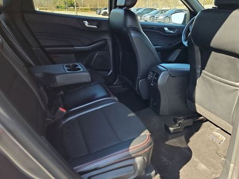 Used 2025 Ford Escape ST-Line Select image 15