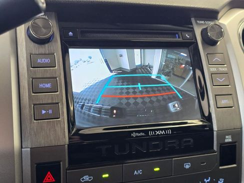 Used 2018 Toyota Tundra SR5 AWD/4WD image 30