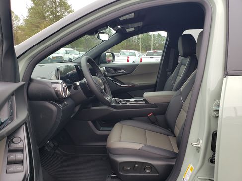 New 2026 Chevrolet Equinox LT image 31