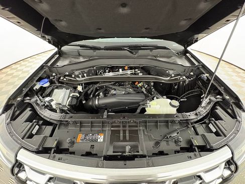 New 2026 Ford Explorer Platinum RWD image 33