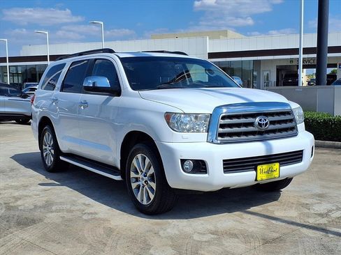 Used 2014 Toyota Sequoia Limited image 24
