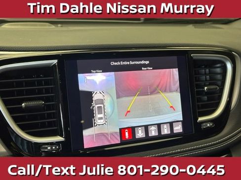 Used 2024 Chrysler Pacifica Limited FWD image 28