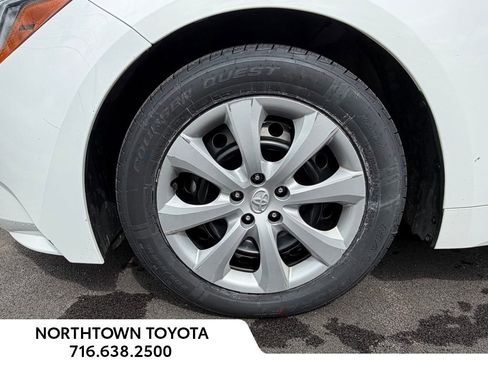 Used 2024 Toyota Corolla LE image 11