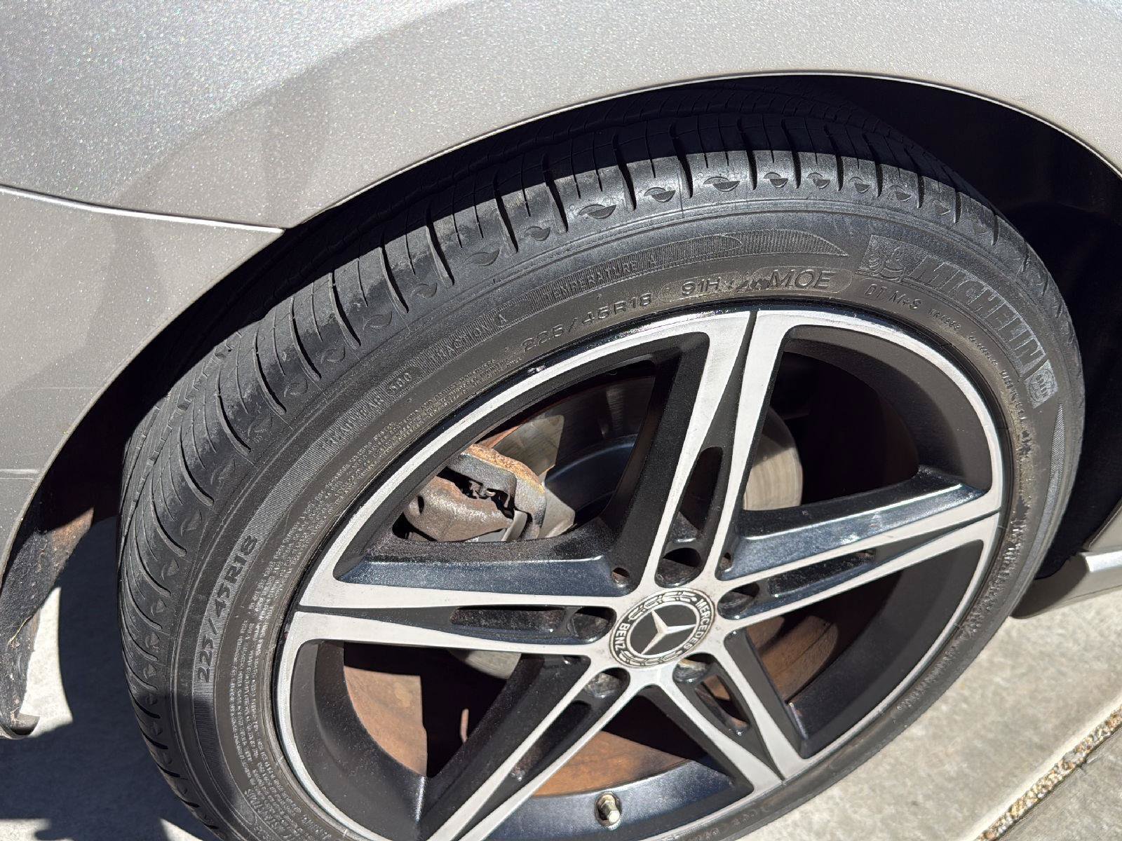 Used 2019 Mercedes-Benz A 220 w/ Premium Package image 5