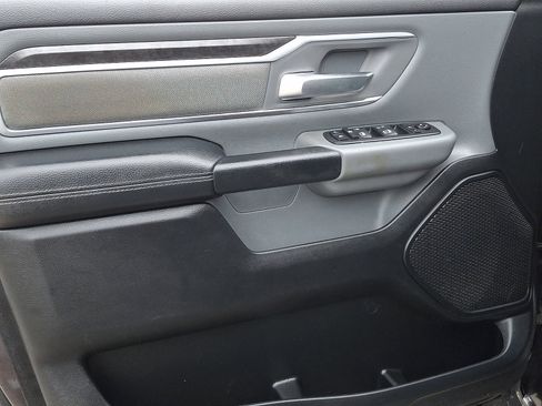 Used 2020 RAM 1500 Big Horn AWD/4WD image 12