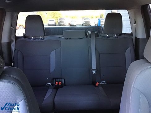 Used 2025 Chevrolet Silverado 2500 Custom w/ Custom Value Package image 19