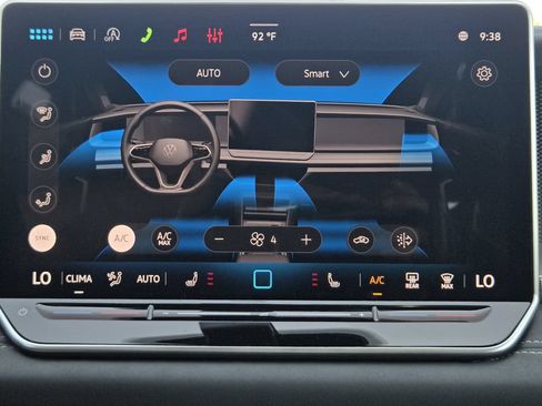 New 2026 Volkswagen Tiguan SE R-Line FWD image 18