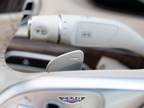 Used 2018 Mercedes-Benz S 560 4MATIC Sedan w/ Premium Package image 27