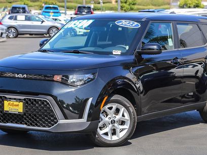 Used 2023 Kia Soul LX w/ Option Group 015