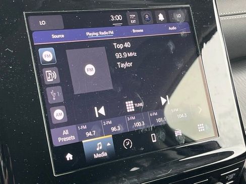 Used 2023 Jeep Grand Cherokee L Laredo image 13