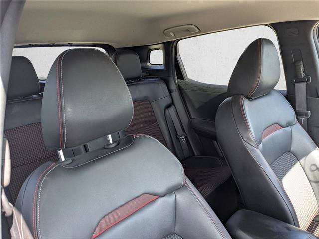 Used 2025 Nissan Kicks SR AWD/4WD image 17