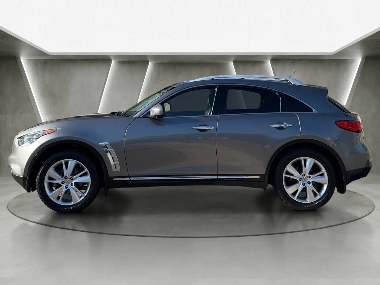Used 2012 INFINITI FX35 2WD w/ Premium Pkg image 6