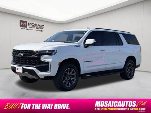 Used 2024 Chevrolet Suburban Z71 AWD/4WD image 3