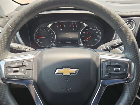 Used 2024 Chevrolet Blazer LT w/ Convenience Package FWD image 12