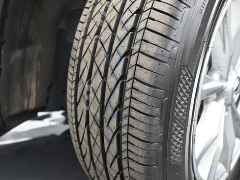 Certified 2025 Honda CR-V EX image 17