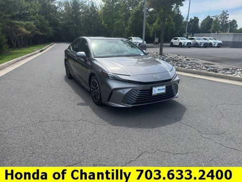 Used 2026 Toyota Camry XLE w/ Premium Plus Package FWD image 1