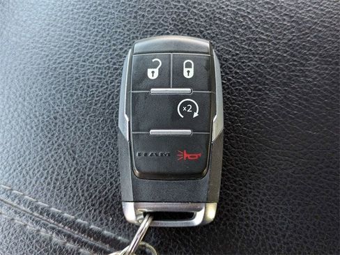 Used 2023 RAM 2500 Big Horn w/ Level 1 Equipment Group image 28