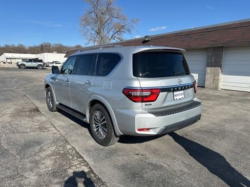 Used 2024 Nissan Armada SL image 7